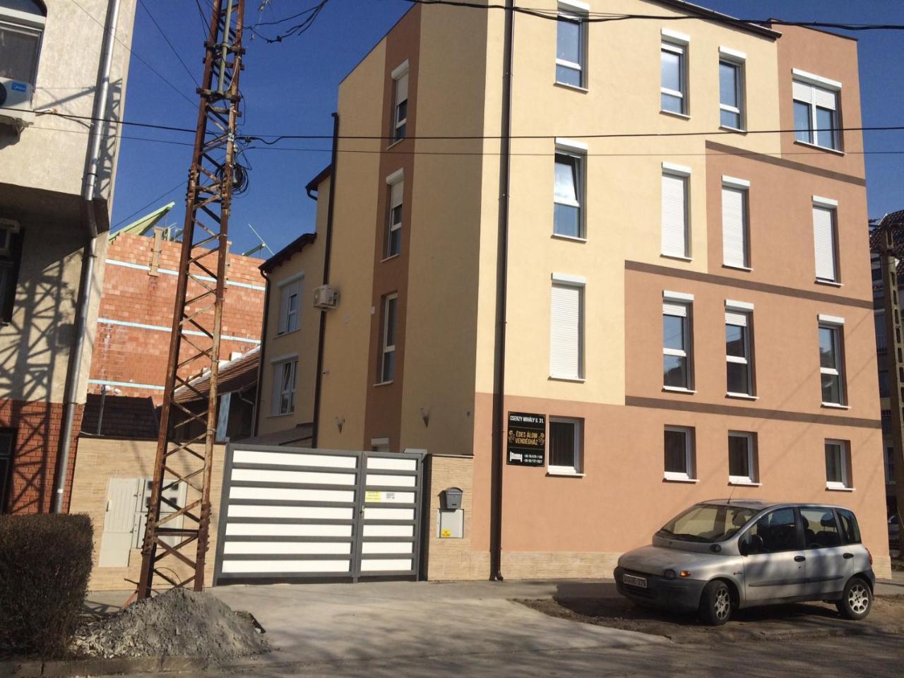 Edes Alom Guesthouse Szeged Exterior photo