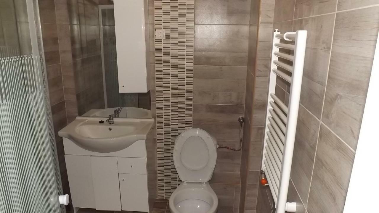 Edes Alom Guesthouse Szeged Exterior photo